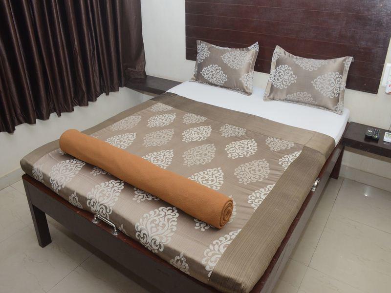 Nilraj Lodge Ratnagiri Luaran gambar